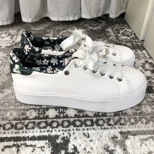 BCBGeneration White Leather Platform Sneakers 7M